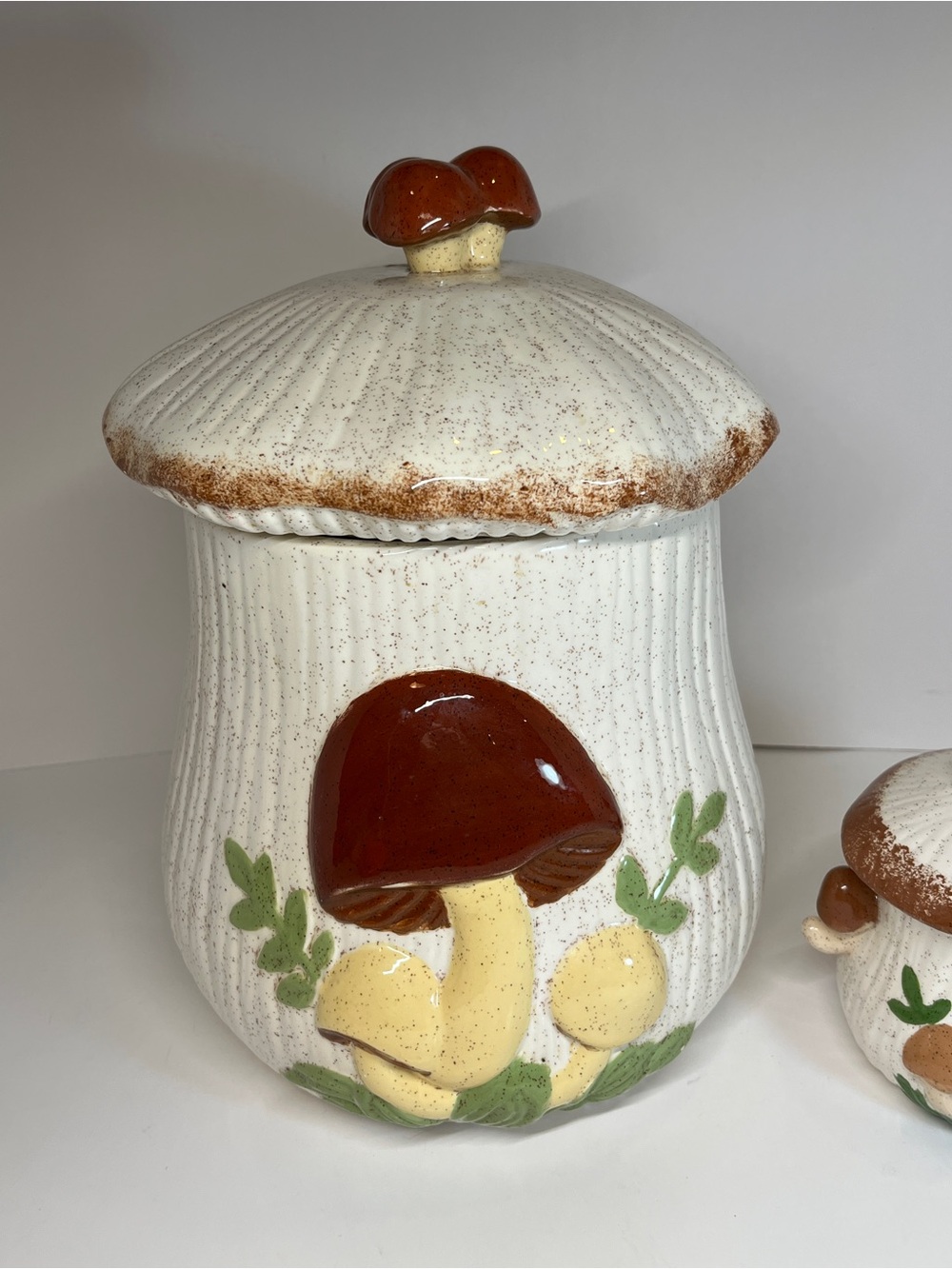 Vintage 1970s MCM Mushroom Canister Set of 2 Arnels Large Cookie Jar Sugar Bowl - Picture 7 of 16